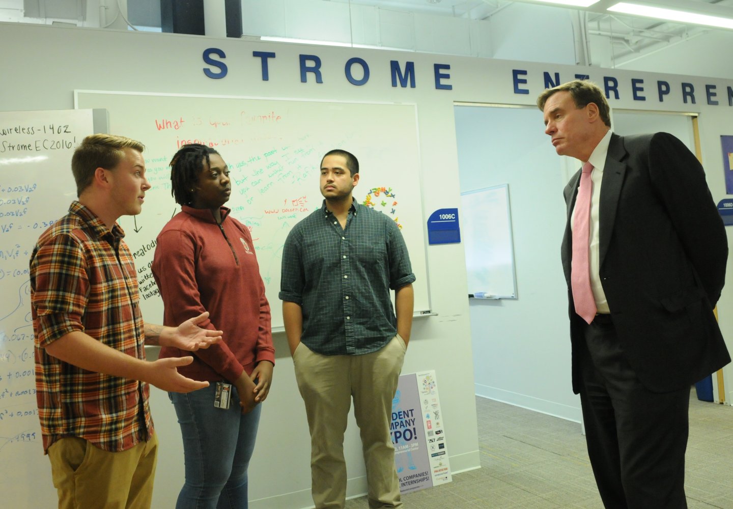 Senator Warner at Strome Entrepreneurial Center