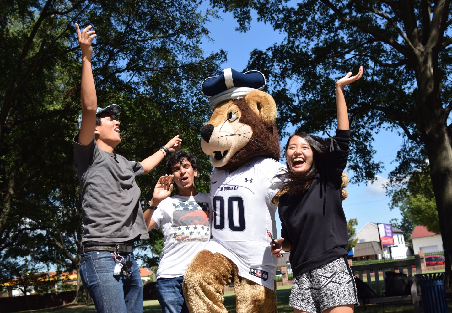 odu-students-big-blue